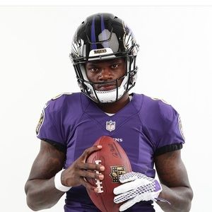 Meet your Posher, Basit